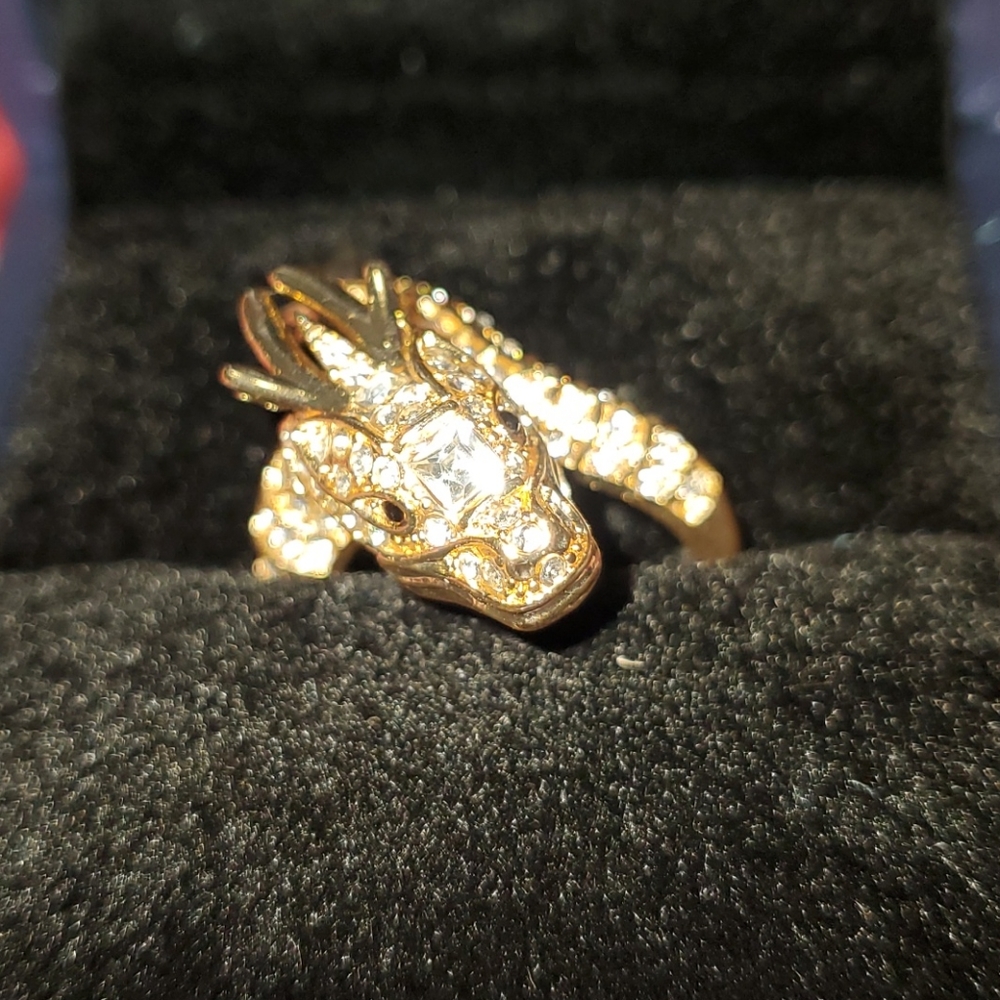DRAGON RING